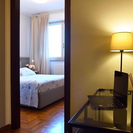 Downtown Milano Apartment Bagian luar foto